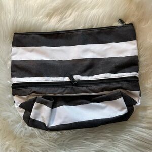 Thirty-One Watercolor Stripe Expandable Pouch